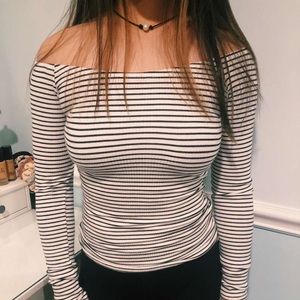 Striped off the shoulder Long-sleeve